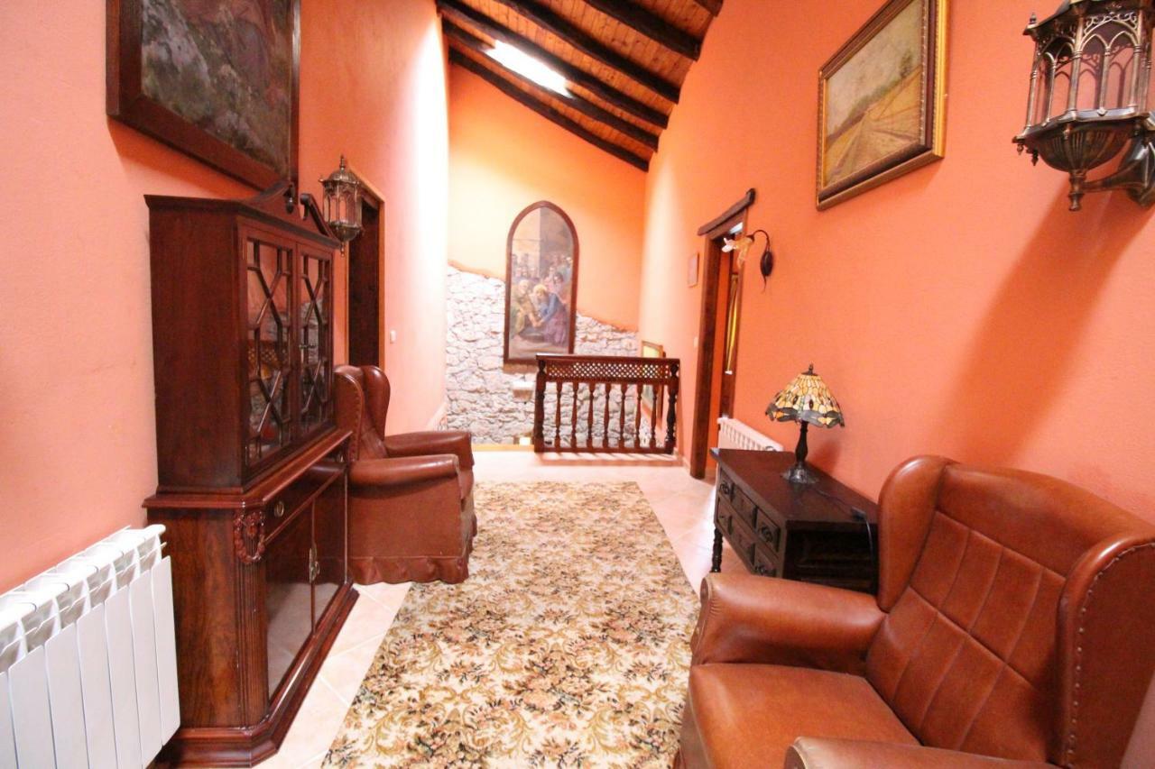 Posada De Bielva Buitenkant foto