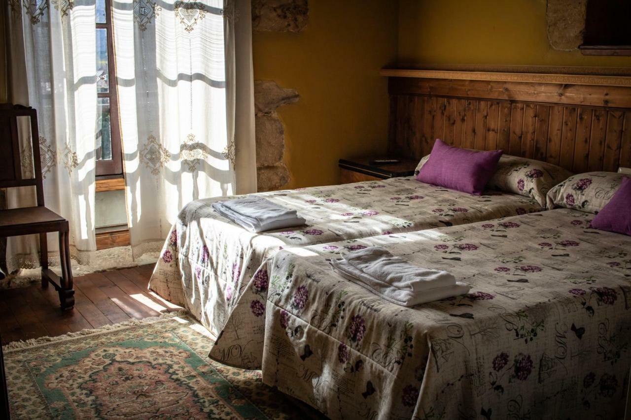 Posada De Bielva Buitenkant foto